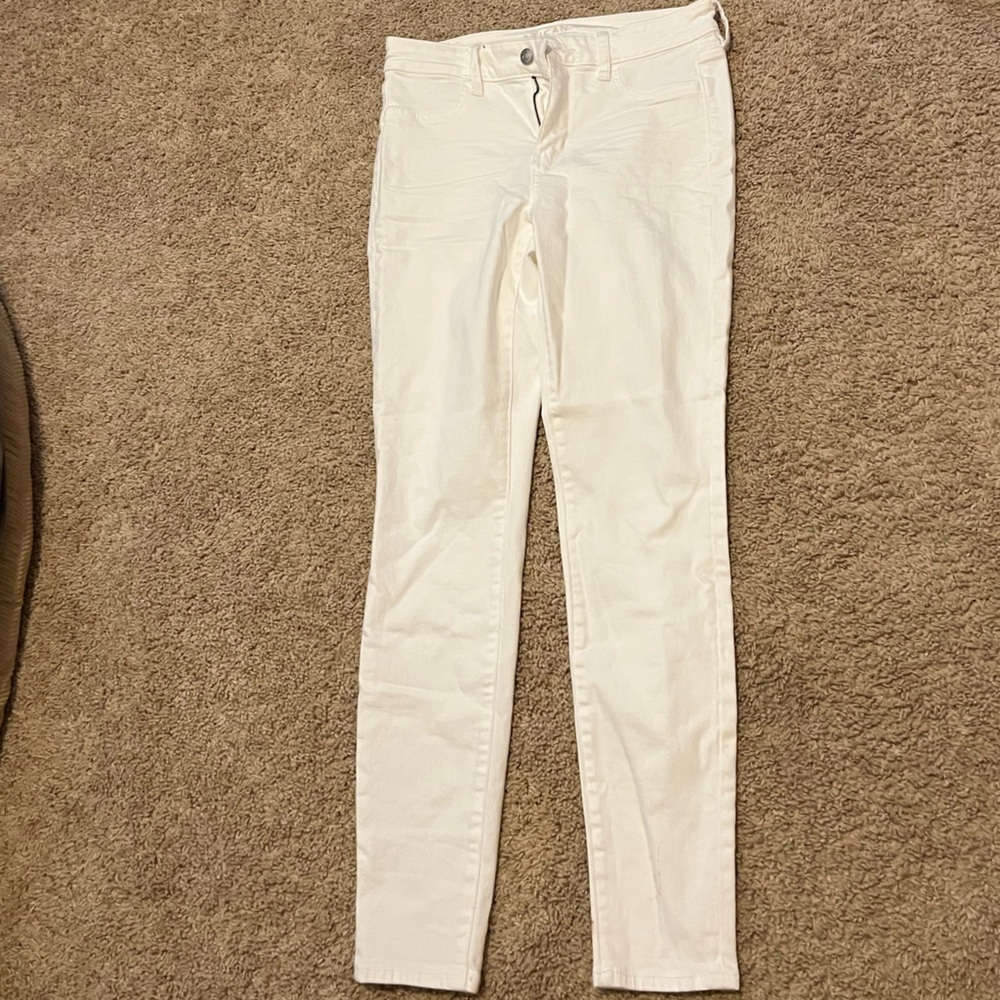 8 american eagle white jeans